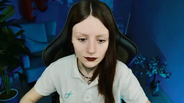 VeliraBraitberg online show from 03-07-25, 08:13