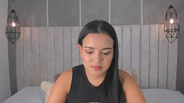 lea gray online show from 03-04-25, 07:22