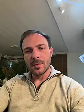 Adventurehotman online show from 03-19-25, 08:43