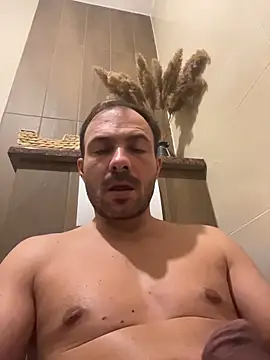 Adventurehotman online show from 10-23-25, 11:03