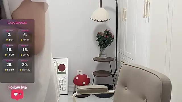 rose-u online show from 11-24-25, 01:16