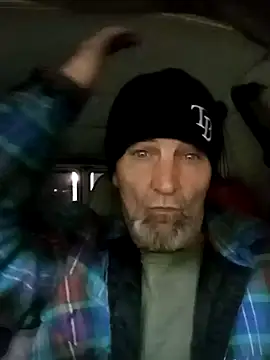 Hotbodyscottie online show from 12-21-24, 10:06