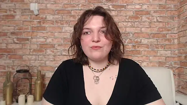 Snapshot of Amelia_Kiss_ chatting on 02-18-25, 03:53 Amelia Kiss online show from 02-18-25, 03:53