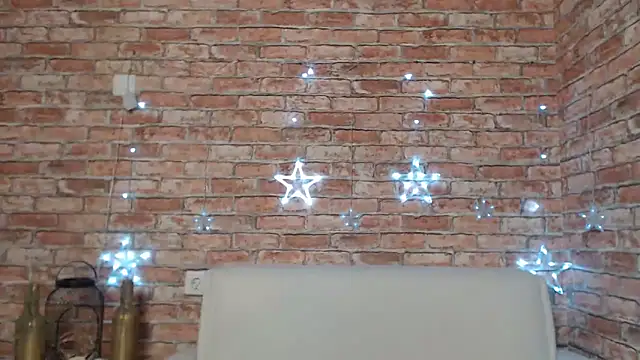 Snapshot of Amelia_Kiss_ chatting on 02-27-25, 01:05 Amelia Kiss online show from 02-27-25, 01:05