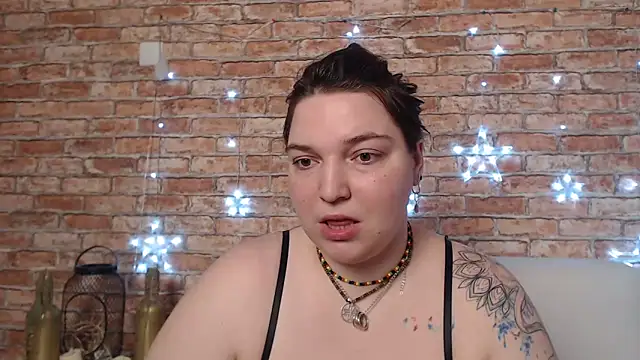 Snapshot of Amelia_Kiss_ chatting on 03-11-25, 12:44 Amelia Kiss online show from 03-11-25, 12:44