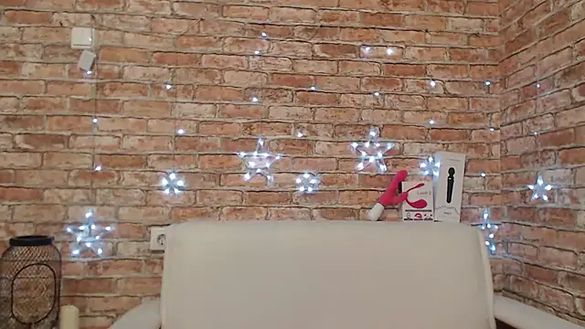 Snapshot of Amelia_Kiss_ chatting on 12-18-25, 12:38 Amelia Kiss online show from 12-18-25, 12:38