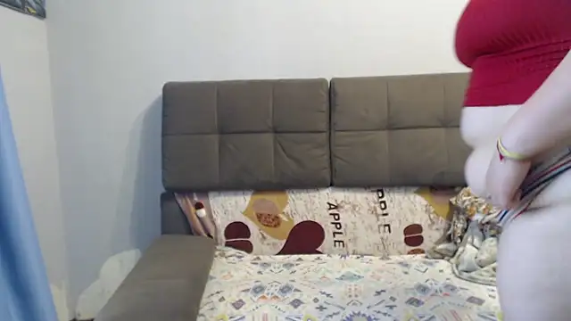 Amelia Kiss  online show from 06-11-26, 01:49