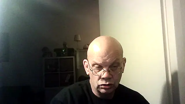 Snapshot of snof69 chatting on 10-19-25, 05:52 snof69 online show from 10-19-25, 05:52