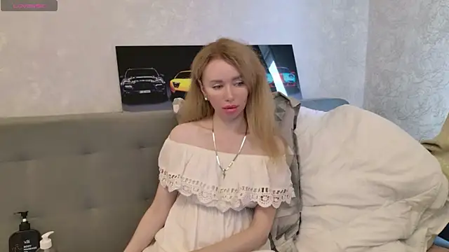 Bambixxxbaby online show from 06-10-26, 04:34