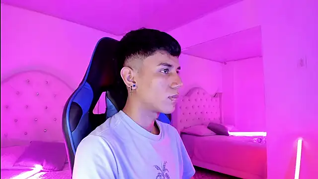 Levin Hikaru online show from 01-21-25, 12:57