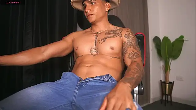 Snapshot of muscle_boyhorny chatting on 01-09-25, 03:58 muscle boyhorny online show from 01-09-25, 03:58