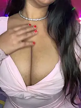 Snapshot of Playful__Princess chatting on 01-02-25, 03:37 Playful Princess online show from 01-02-25, 03:37