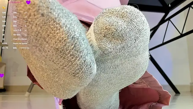 violettastrada online show from 03-17-25, 08:30