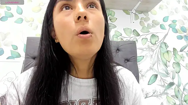 atilanadiaz7 online show from 01-15-25, 03:29