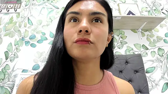 atilanadiaz7 online show from 10-02-25, 04:25