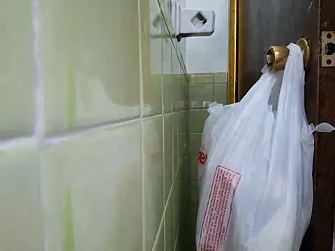 Snapshot of Ricorry@xh chatting on 12-22-24, 03:00 Ricorryxh online show from 12-22-24, 03:00