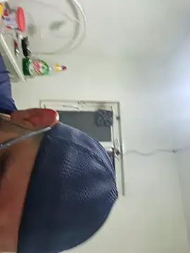 Snapshot of Ricorry@xh chatting on 01-31-25, 04:14 Ricorryxh online show from 01-31-25, 04:14