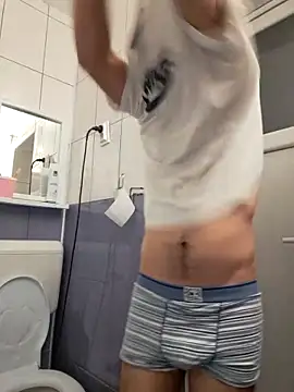 hornny1995 online show from 09-28-25, 04:12