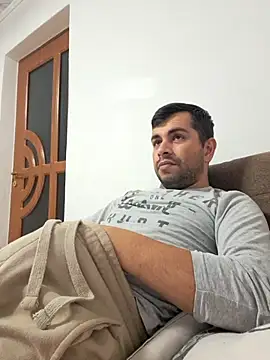 hornny1995 online show from 10-10-25, 07:24