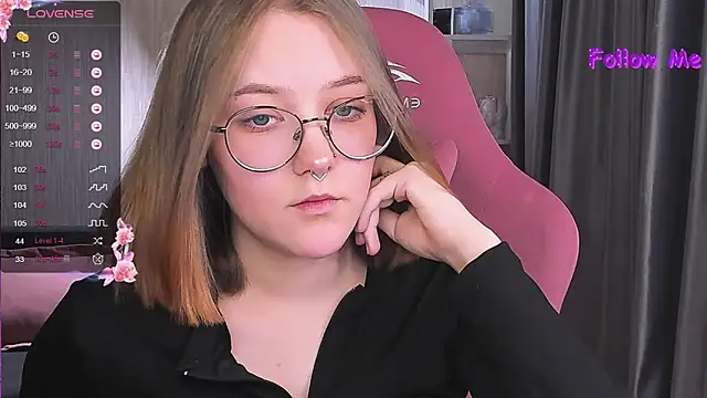 Snapshot of bunny_bubble chatting on 12-05-24, 09:39 bunny bubble online show from 12-05-24, 09:39