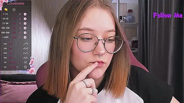 Snapshot of bunny_bubble chatting on 01-20-25, 12:46 bunny bubble online show from 01-20-25, 12:46