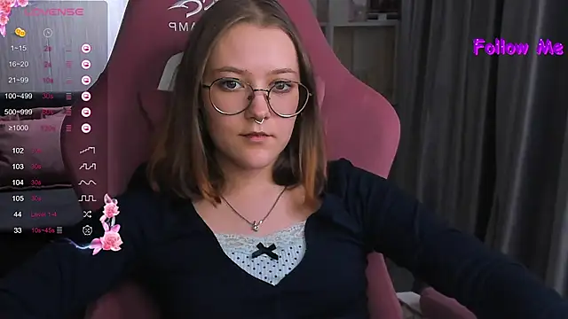 Snapshot of bunny_bubble chatting on 02-25-25, 12:47 bunny bubble online show from 02-25-25, 12:47