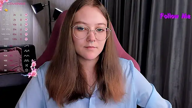 Snapshot of bunny_bubble chatting on 10-19-25, 11:16 bunny bubble online show from 10-19-25, 11:16