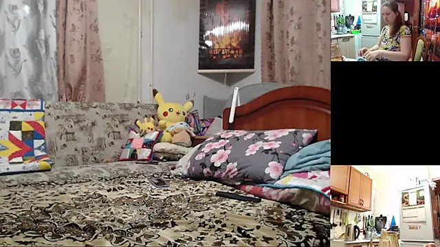 Sakura Green online show from 10-23-25, 02:49