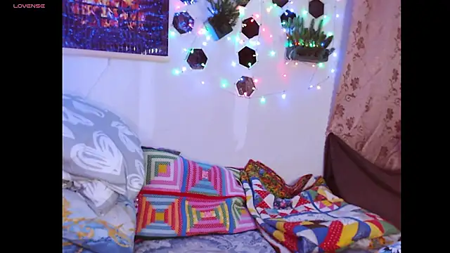 Sakura Green online show from 02-13-26, 11:34