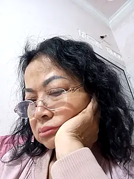 Hotestlove online show from 11-26-25, 02:51