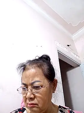 Hotestlove online show from 03-04-26, 11:44