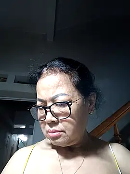 Hotestlove online show from 04-21-26, 02:26