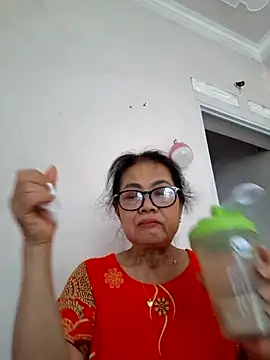Hotestlove online show from 05-24-26, 12:04