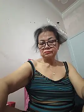Hotestlove online show from 06-14-26, 04:47