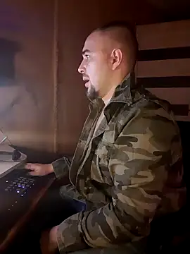 Foxyshaved online show from 01-18-25, 06:03