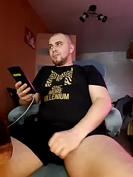 Foxyshaved online show from 03-04-25, 10:13