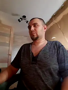 Foxyshaved online show from 03-21-25, 01:12