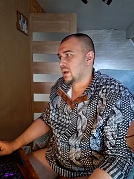 Foxyshaved online show from 04-18-26, 07:56