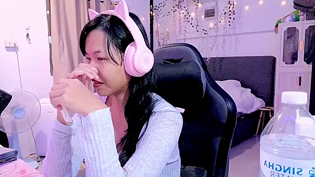Snapshot of Kana_G chatting on 03-21-25, 04:40 Kana G online show from 03-21-25, 04:40