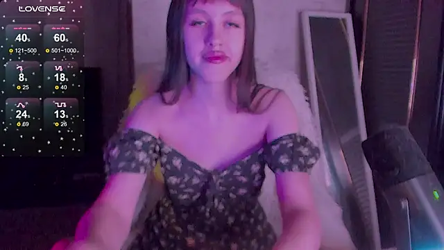 Sofagreen  online show from 12-19-25, 11:01