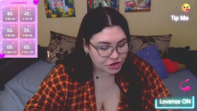JuliaKeln online show from 05-15-26, 04:14