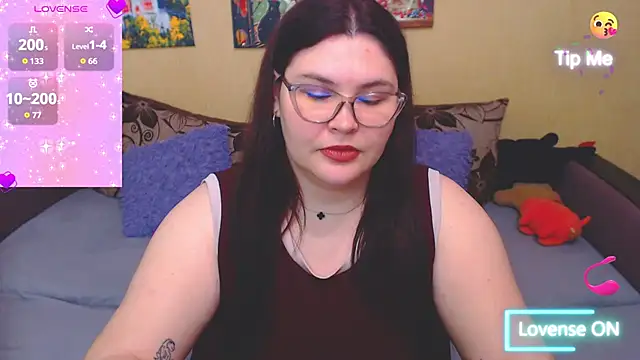 JuliaKeln online show from 05-18-26, 07:31