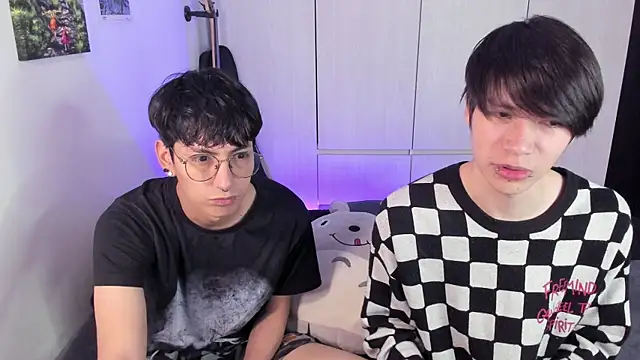 Aventure Twinks online show from 01-11-25, 04:16