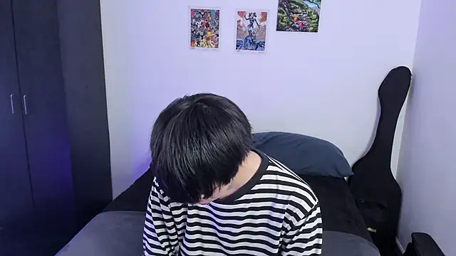 Aventure Twinks online show from 10-23-25, 03:06