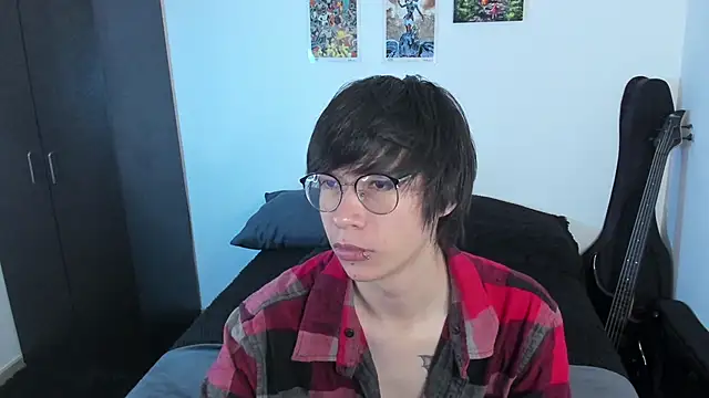 Aventure Twinks online show from 06-05-26, 10:48
