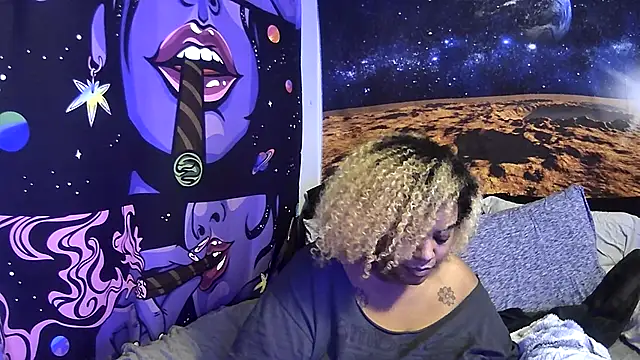 AutumnHart online show from 12-11-24, 12:23