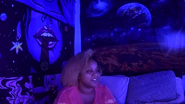 AutumnHart online show from 12-16-24, 03:08