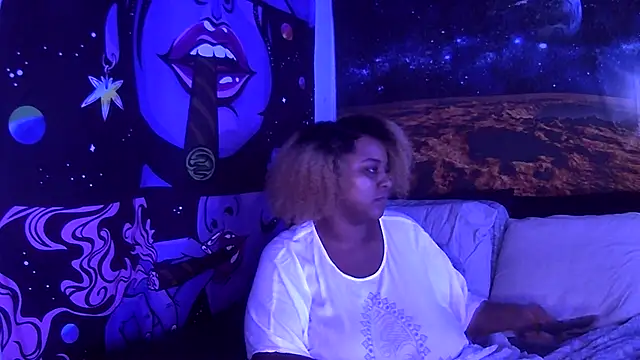 AutumnHart online show from 12-16-24, 06:05