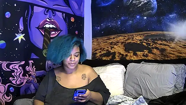 AutumnHart online show from 12-23-24, 12:14