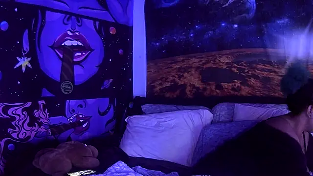 AutumnHart online show from 12-27-24, 07:14